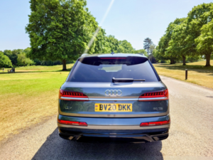 2020 Audi Q7 3.0 Tdi V6 50 Black Edition in Grey — image 4