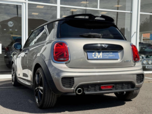 2019 MINI Hatch 1.5 Cooper Sport Steptronic Euro 6 (s/s) 3dr in Silver — image 2