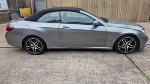 2013 Mercedes-Benz E Class 3.0 E350d V6 Bluetec Amg Sport Cabriolet G-Tronic+ Euro 6 (s/s) 2dr in Silver — image 4
