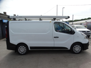 2021 Renault Trafic 2.0 Dci Energy 30 Business Swb Standard Roof Euro 6 (s/s) 5dr in White — image 4