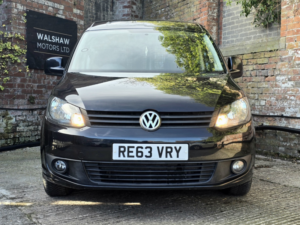 2013 Volkswagen Caddy 1.6 Tdi C20 Highline in Black — image 2