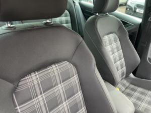 2018 Volkswagen Golf 2.0 Tdi Gtd in Silver — image 6