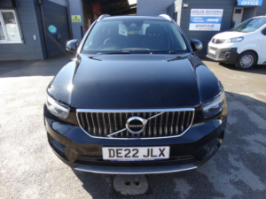 2022 Volvo Xc40 1.5h T4 Recharge 10.7kwh Inscription Expression Auto Euro 6 (s/s) 5dr in Black — image 2