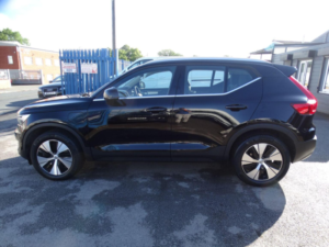 2022 Volvo Xc40 1.5h T4 Recharge 10.7kwh Inscription Expression Auto Euro 6 (s/s) 5dr in Black — image 5