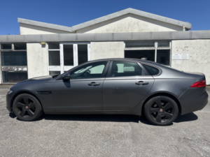 2016 Jaguar Xf 2.0 D Portfolio in Grey — image 5