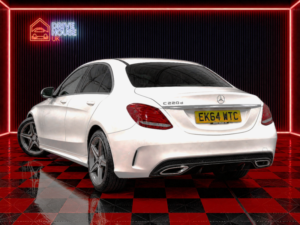 2014 Mercedes-Benz C Class 2.1 C220 Bluetec Amg Line in White — image 3