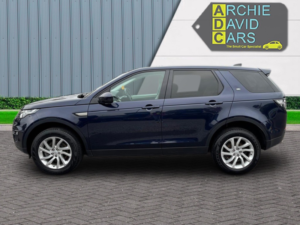 2018 Land Rover Discovery Sport 2.0 Td4 Se Tech in Blue — image 3