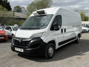 2022 Vauxhall Movano 2.2 Cdti 3500 Biturbo Dynamic in White — image 3