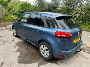 2014 Citroen C4 Picasso 1.6 E-Hdi Airdream Vtr+ Euro 5 (s/s) 5dr in Blue — image 4
