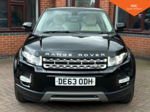 2013 Land Rover Range Rover Evoque 2.2 Sd4 Prestige Auto 4WD Euro 5 (s/s) 5dr in Black — image 4