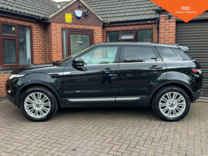 2013 Land Rover Range Rover Evoque 2.2 Sd4 Prestige Auto 4WD Euro 5 (s/s) 5dr in Black — image 5