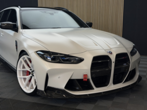 2023 BMW M3 3.0 M3 Competition M Xdrive Touring in White — image 3