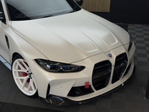 2023 BMW M3 3.0 M3 Competition M Xdrive Touring in White — image 4