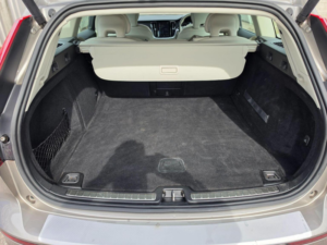 2019 Volvo V60 2.0 D3 Momentum Plus Euro 6 (s/s) 5dr in Grey — image 6