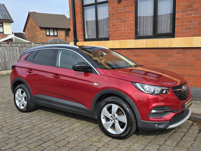 2018 Vauxhall Grandland X 1.2 Turbo Tech Line Nav in Red — image 1