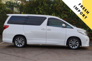 2011 Toyota Alphard 2.4 S 5dr 7 Seats in White — image 2