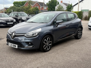 2019 Renault Clio 1.5 Dci Play Euro 6 (s/s) 5dr in Grey — image 3