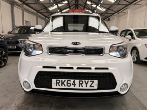 2014 Kia Soul 1.6 Crdi Connect Plus in White — image 5