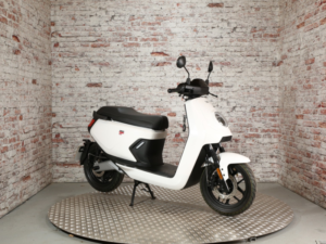 2026 Niu Mqi Gt in White — image 3