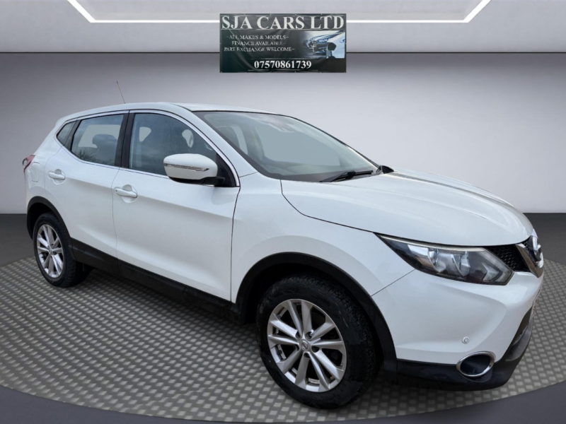 2014 Nissan Qashqai 1.2 Dig-T Acenta in White — image 1