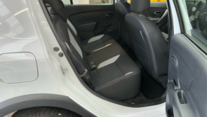 2015 Dacia Sandero Stepway 1.5 Stepway Laureate Dci 90 in White — image 6