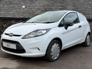 2011 Ford Fiesta 1.4 Fiesta Base Tdci 3dr in White — image 2
