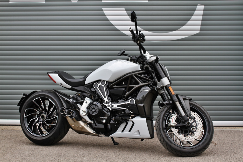 2018 Ducati Xdiavel S in White — image 1