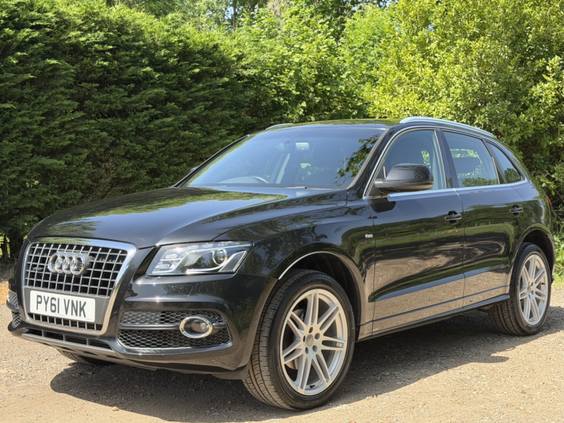 2011 Audi Q5 2.0 Tdi S Line in Black — image 1