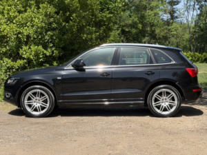 2011 Audi Q5 2.0 Tdi S Line in Black — image 2