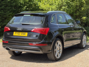 2011 Audi Q5 2.0 Tdi S Line in Black — image 5