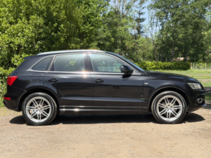 2011 Audi Q5 2.0 Tdi S Line in Black — image 6