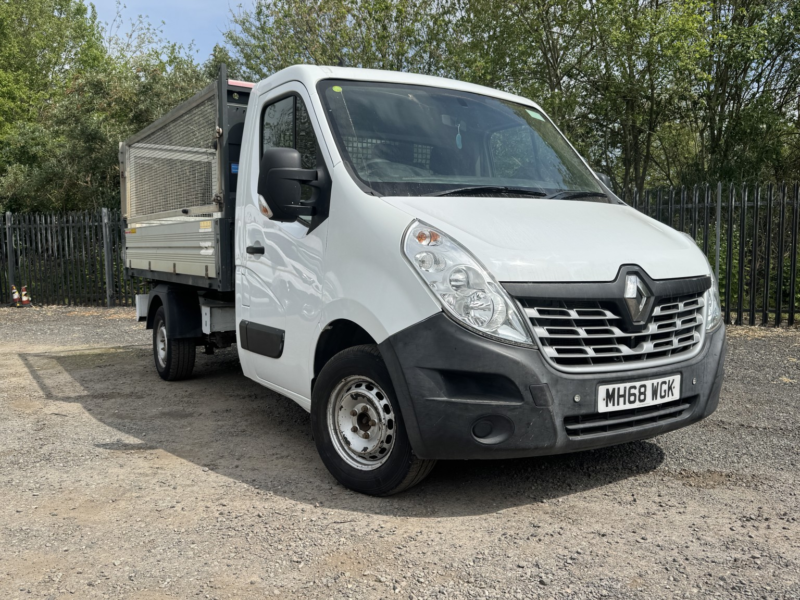 2019 Renault Master 2.3 Tipper Single Cab Rwd Ml35 Dci 130 Business My1 in White — image 1