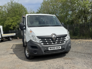 2019 Renault Master 2.3 Tipper Single Cab Rwd Ml35 Dci 130 Business My1 in White — image 2