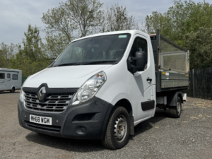 2019 Renault Master 2.3 Tipper Single Cab Rwd Ml35 Dci 130 Business My1 in White — image 4