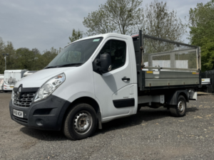 2019 Renault Master 2.3 Tipper Single Cab Rwd Ml35 Dci 130 Business My1 in White — image 5