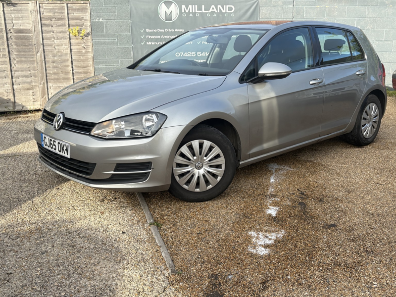 2015 Volkswagen Golf 1.4 Tsi Bluemotion Tech S in Silver — image 1