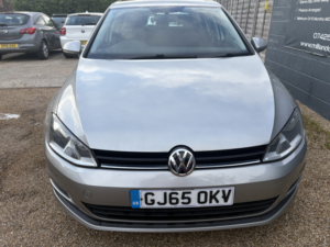 2015 Volkswagen Golf 1.4 Tsi Bluemotion Tech S in Silver — image 5