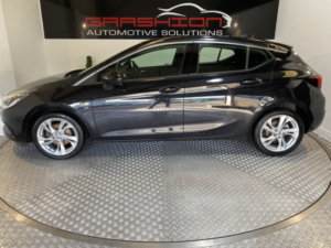 2017 Vauxhall Astra 1.4 I Turbo Sri Nav in Black — image 6