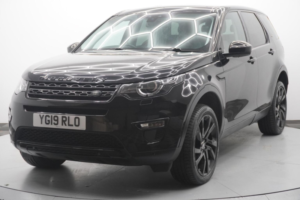 2019 Land Rover Discovery Sport 2.0 Td4 Hse Auto 4WD Euro 6 (s/s) 5dr in Black — image 6