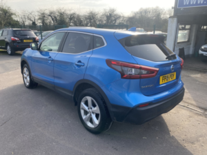 2018 Nissan Qashqai 1.5 Dci Acenta * Full Service History * Privacy Glass * Sat Nav * Reverse Camera * in Blue — image 6