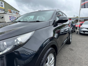 2012 Kia Sportage 1.7 Crdi Ecodynamics 2 2WD Euro 5 (s/s) 5dr in Black — image 3
