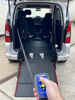 2019 Peugeot Partner Tepee 1.6 Bluehdie Active Automatic Horizon – Allied Mobility Conversion Wheelchair Adapted 2019 in Silver — image 5