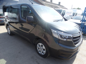 2023 Renault Trafic 2.0 Dci Sl28 Business L1 H1 Euro 6 (s/s) 5dr (9 Seat) in Grey — image 3
