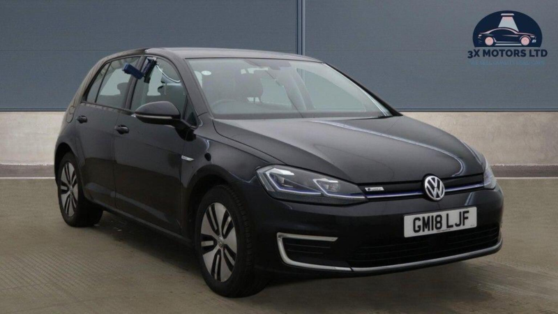 2018 Volkswagen E-Golf 35.8kwh E-Golf Auto 5dr in Black — image 1