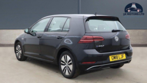 2018 Volkswagen E-Golf 35.8kwh E-Golf Auto 5dr in Black — image 3