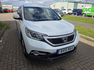 2015 Honda Cr-V 1.6 I-Dtec Se in White — image 2