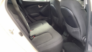 2013 Hyundai Ix35 1.7 Crdi Style Diesel White 5dr 10 Stamps in White — image 6