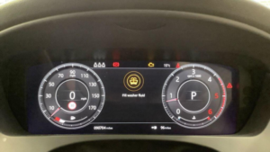 2019 Jaguar F-Pace 2.0 D180 Chequered Flag Auto AWD Euro 6 (s/s) 5dr in White — image 6