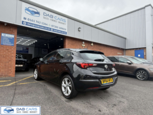 2016 Vauxhall Astra 1.4 Astra Sri 5dr in Black — image 2