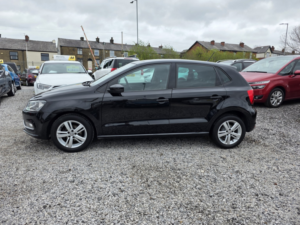 2016 Volkswagen Polo 1.0 Bluemotion Tech Match in Black — image 5